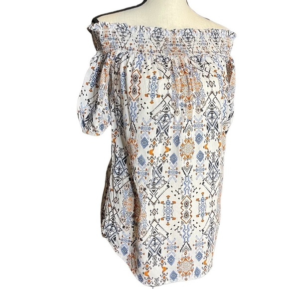 Karen Kane Southwest Pattern Ruched Neckline Puff Sleeve Top Size Small - Picture 4 of 11